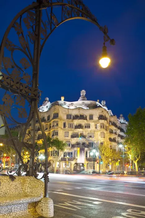 Framed Print : La Pedrera (Casa Mila) by Gaudi, Barcelona, Spain Framed Print : La Pedrera (Casa Mila) by Gaudi, Barcelona, Spain