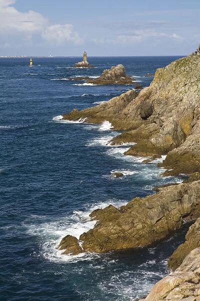 La Vieille lighthouse & Pointe du Raz, Cape Sizun, Finistere region, Brittany, France, RF