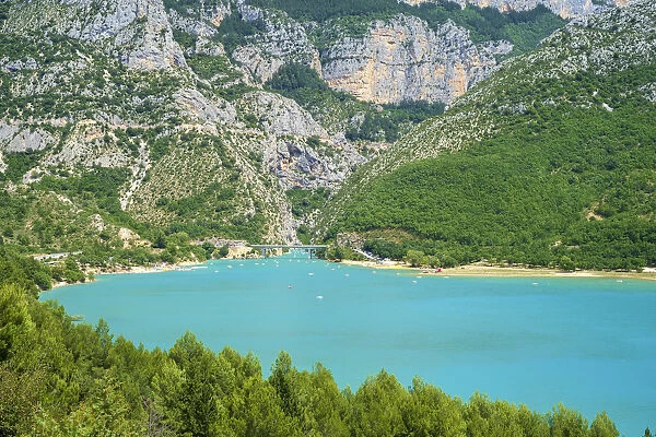 Lac de Sainte-Croix at the entrance of the Gorge du Verdon, Var  /  Alpes-de-Haute-Provence