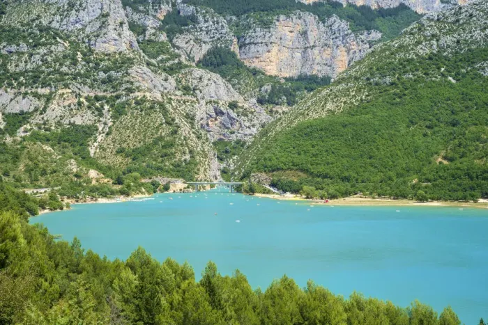Framed Print : Lac de Sainte-Croix at the entrance of the Gorge du Verdon, Var / Alpes-de-Haute-Provence Framed Print : Lac de Sainte-Croix at the entrance of the Gorge du Verdon, Var / Alpes-de-Haute-Provence