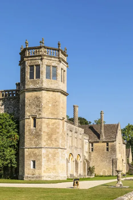 Framed Print : Lacock Abbey, Lacock, Chippenham, Wiltshire, England, United Kingdom