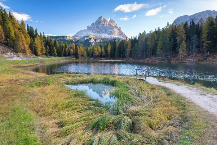 Framed Print : lake Antorno with Tre Cime di Lavaredo in the background. Misurina, Dolomites, province of Belluno, Veneto, Italy Framed Print : lake Antorno with Tre Cime di Lavaredo in the background. Misurina, Dolomites, province of Belluno, Veneto, Italy