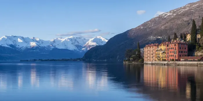 Framed Print : Lake Como, Lombardy, Italy. Winter sunset on the lake Framed Print : Lake Como, Lombardy, Italy. Winter sunset on the lake