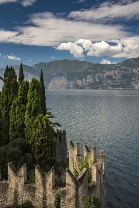 Framed Print : Lake Garda, Veneto, Italy Framed Print : Lake Garda, Veneto, Italy