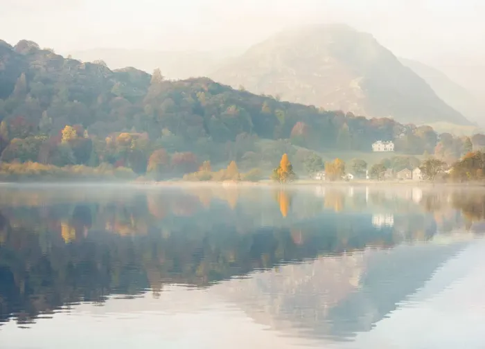 Framed Print : Lake Grasmere in the morning mist, Cumbria, UK