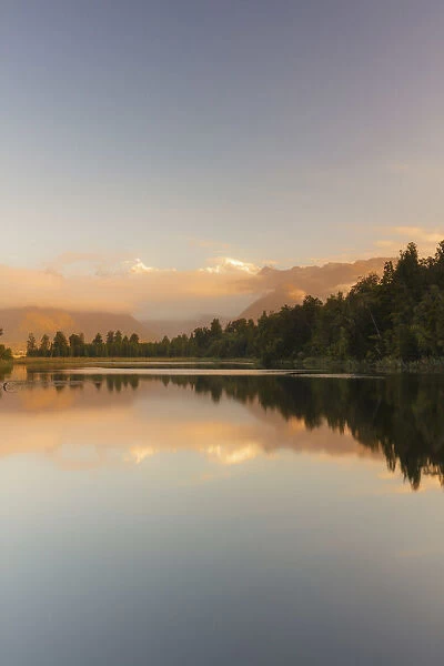 Lake Matheson and the Southern Alps, West Coast, South Island, New Zealand