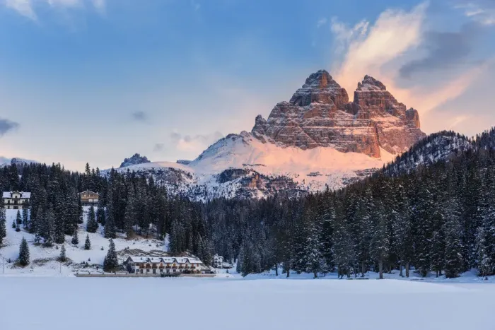 Framed Print : Lake Misurina and Tre Cime di Lavaredo Europe, Italy, Veneto, Belluno, Auronzo di Cadore Framed Print : Lake Misurina and Tre Cime di Lavaredo Europe, Italy, Veneto, Belluno, Auronzo di Cadore