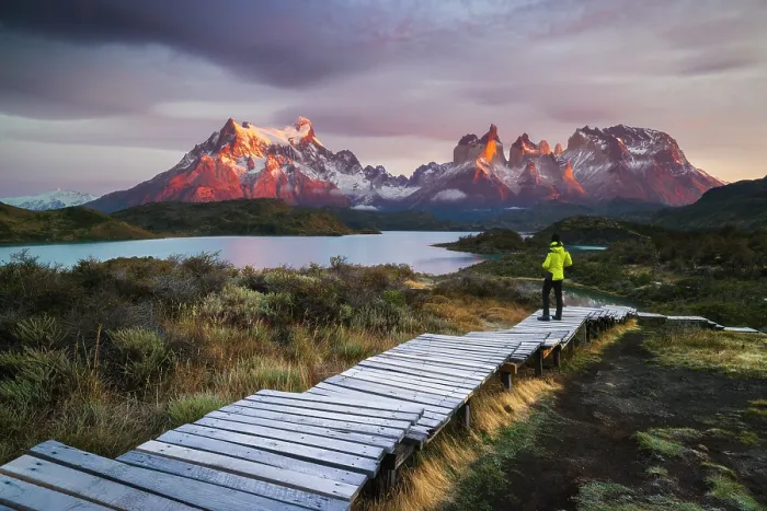 Framed Print : Lake Pehoe and Cuernos del Paine in the background, Torres del Paine NP, Ultima Esperanza, Region de Magallanes y de la Antartica Chilena, Patagonia, Chile (MR) Framed Print : Lake Pehoe and Cuernos del Paine in the background, Torres del Paine NP, Ultima Esperanza, Region de Magallanes y de la Antartica Chilena, Patagonia, Chile (MR)