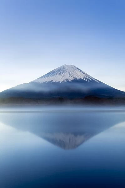 Lake Shoji and Mt Fuji, Fuji Hazone Izu National Park, Japan