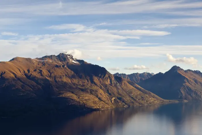 Framed Print : Lake Wakatipu & Dramatic Mountainous Landscape, Queenstown, Central Otago, South Island Framed Print : Lake Wakatipu & Dramatic Mountainous Landscape, Queenstown, Central Otago, South Island