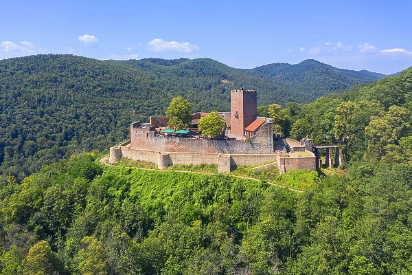 Landeck castle near Bad Bergzabern, Klingenmunster, Palatinate wine road, Rhineland-Palatinate, Germany