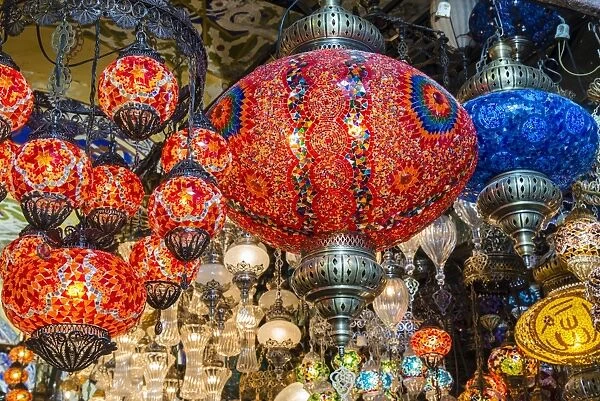 Lanterns hanging in a shop inside the Grand Bazaar (KapalAncarsi), Istanbul, Turkey