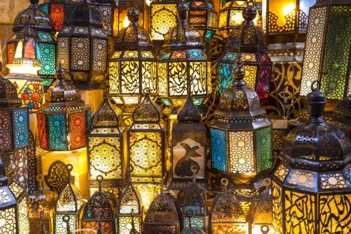 Framed Print : Lanterns for sale in a shop in the Khan el-Khalili bazaar (Souk), Cairo, Egypt Framed Print : Lanterns for sale in a shop in the Khan el-Khalili bazaar (Souk), Cairo, Egypt
