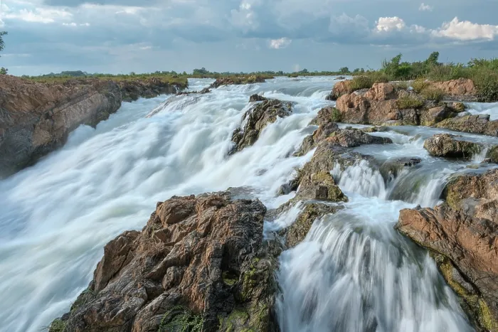 Framed Print : Laos, Champasak Province, Si Phan Don, Don Khon, Mekong, view of the Liphi Somphamit Waterfall aka the Liphi Waterfall Framed Print : Laos, Champasak Province, Si Phan Don, Don Khon, Mekong, view of the Liphi Somphamit Waterfall aka the Liphi Waterfall