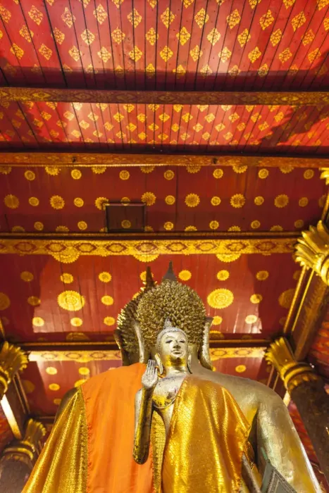 Framed Print : Laos, Luang Prabang, Wat Mai Suwannaphumaham, Buddha statue Framed Print : Laos, Luang Prabang, Wat Mai Suwannaphumaham, Buddha statue