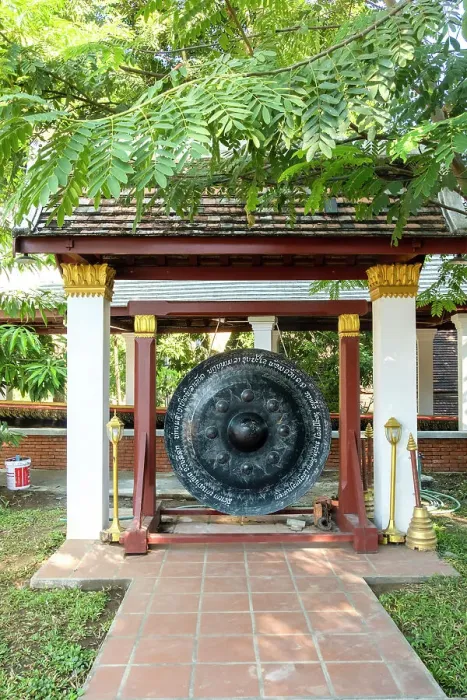 Framed Print : Large gong, Wat Xiengthong, Luang Prabang (ancient capital of Laos on the Mekong river), Laos Framed Print : Large gong, Wat Xiengthong, Luang Prabang (ancient capital of Laos on the Mekong river), Laos