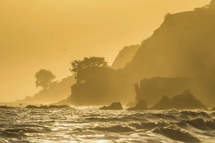 Framed Print : Late Afternoon Light on Coastline, Los Angeles, California, USA Framed Print : Late Afternoon Light on Coastline, Los Angeles, California, USA