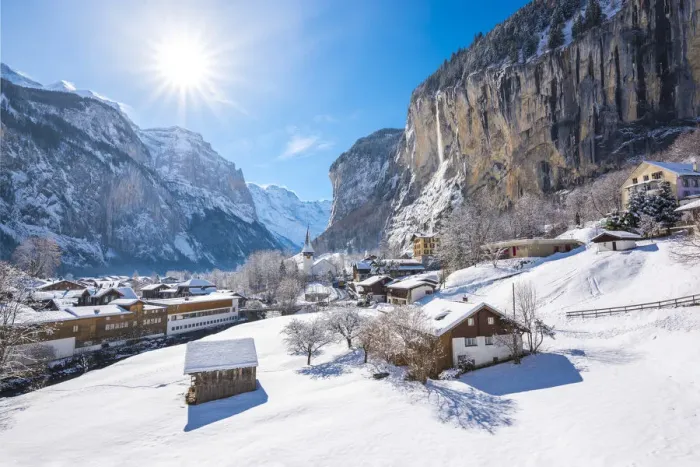 Framed Print : Lauterbrunnen, Berner Oberland, canton of Bern, Switzerland Framed Print : Lauterbrunnen, Berner Oberland, canton of Bern, Switzerland