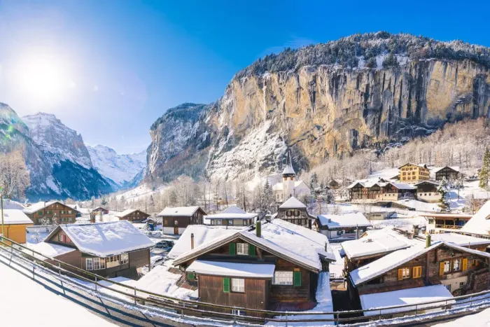 Framed Print : Lauterbrunnen, Berner Oberland, canton of Bern, Switzerland Framed Print : Lauterbrunnen, Berner Oberland, canton of Bern, Switzerland