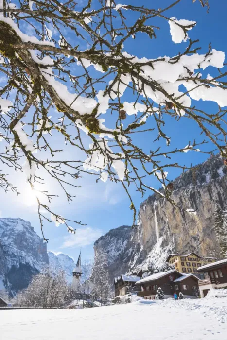 Framed Print : Lauterbrunnen, Berner Oberland, canton of Bern, Switzerland Framed Print : Lauterbrunnen, Berner Oberland, canton of Bern, Switzerland
