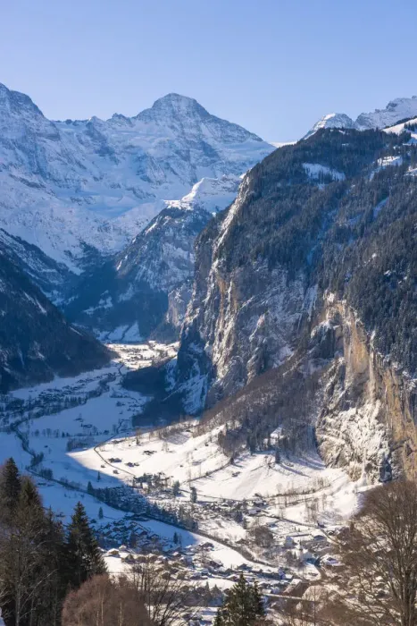 Framed Print : Lauterbrunnen valley, Berner Oberland, canton of Bern, Switzerland Framed Print : Lauterbrunnen valley, Berner Oberland, canton of Bern, Switzerland