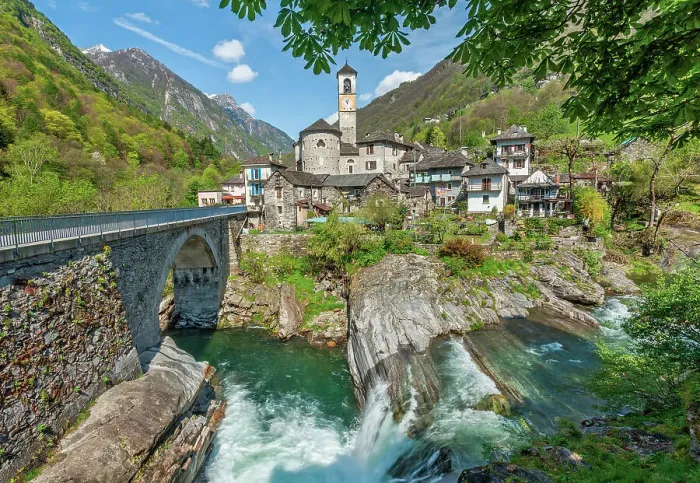 Framed Print : Lavertezzo, Verzasca Valley, Locarno, Cantone Ticino, Switzerland Framed Print : Lavertezzo, Verzasca Valley, Locarno, Cantone Ticino, Switzerland