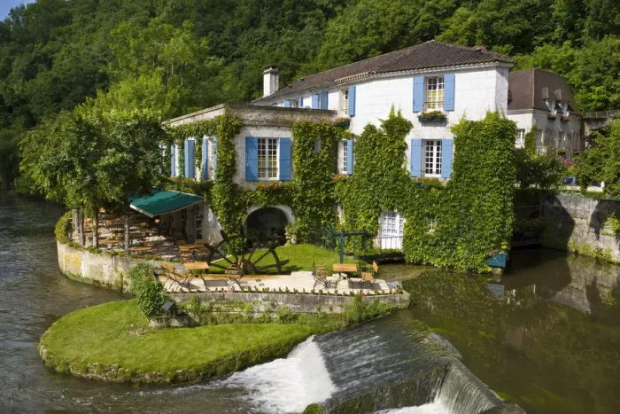 Framed Print : Le Moulin de l Abbaye, Brantome, Dordogne, France Framed Print : Le Moulin de l Abbaye, Brantome, Dordogne, France