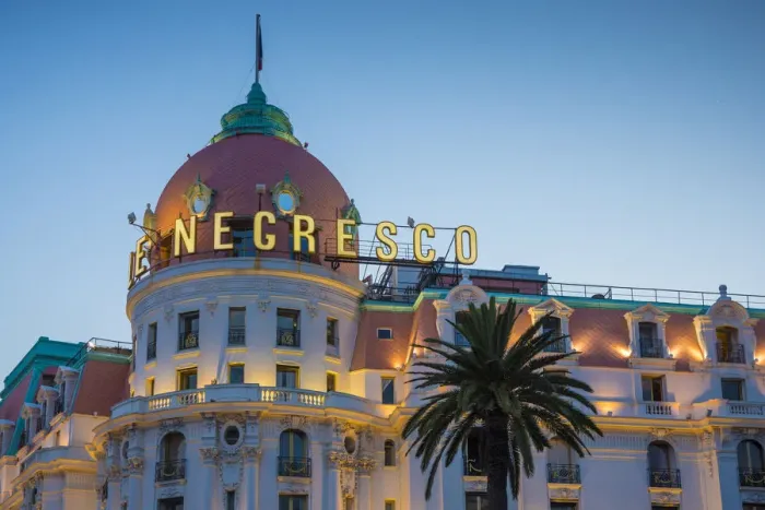 Framed Print : Le Negresco Hotel, Promenade des Anglais, Nice, Alpes-Maritimes, Provence-Alpes-Cote Framed Print : Le Negresco Hotel, Promenade des Anglais, Nice, Alpes-Maritimes, Provence-Alpes-Cote