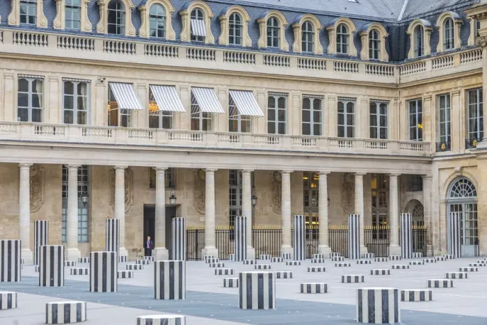 Framed Print : Le Palais Royal, Paris, France Framed Print : Le Palais Royal, Paris, France
