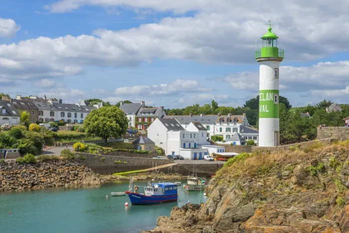Framed Print : Le Port de Doelan with lighthouse at Clohars Carnoet, Departement Finistere, Brittany Framed Print : Le Port de Doelan with lighthouse at Clohars Carnoet, Departement Finistere, Brittany