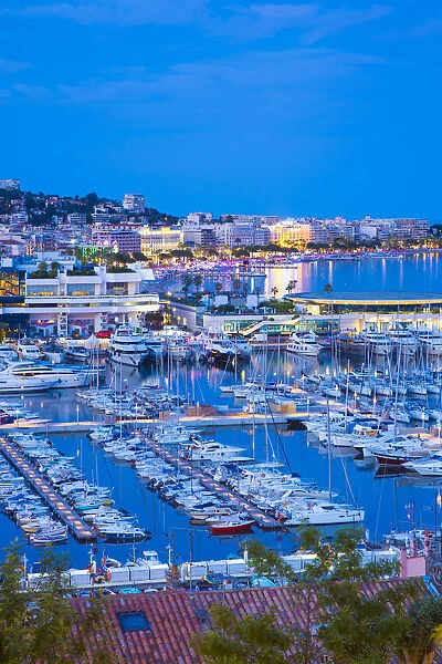 Le Vieux Port, Cannes, Alpes-Maritimes, Provence-Alpes-Cote D Azur, French
