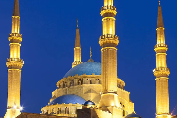 Lebanon, Beirut. Mohammed Al-Amin Mosque at dusk