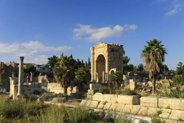 Framed Print : Lebanon, Tyre, Al Bass UNESCO site, Colonnaded Street and Roman Triumphal Arch Framed Print : Lebanon, Tyre, Al Bass UNESCO site, Colonnaded Street and Roman Triumphal Arch