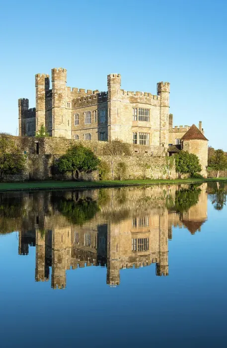 Framed Print : Leeds Castle, Kent, England Framed Print : Leeds Castle, Kent, England