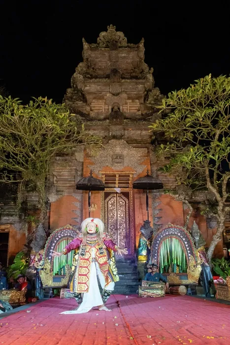 Framed Print : Legong (traditional Balinese dance) performance at Ubud Palace, Bali, Indonesia Framed Print : Legong (traditional Balinese dance) performance at Ubud Palace, Bali, Indonesia