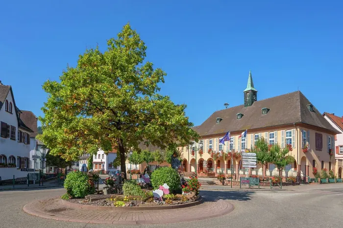 Framed Print : Lembach, Bas-Rhin, Alsace, Alsace-Champagne-Ardenne-Lorraine, Grand Est, France Framed Print : Lembach, Bas-Rhin, Alsace, Alsace-Champagne-Ardenne-Lorraine, Grand Est, France