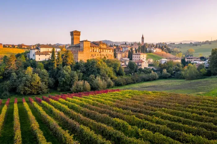Framed Print : Levizzano Castle, Castelvetro di Modena district, Modena province, Emilia Romagna, Italy Framed Print : Levizzano Castle, Castelvetro di Modena district, Modena province, Emilia Romagna, Italy
