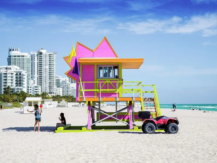 Framed Print : Liefguard hut, South Miami Beach, Miami, Florida, USA Framed Print : Liefguard hut, South Miami Beach, Miami, Florida, USA