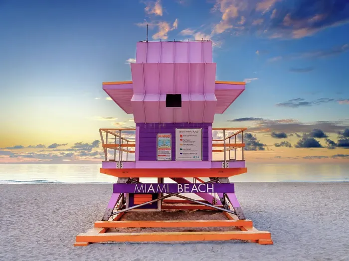 Framed Print : Liefguard hut, South Miami Beach, Miami, Florida, USA