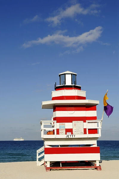 Life Guard Tower, Miami, South Beach, Florida, USA