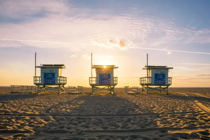 Framed Print : Lifeguard tower in Venice beach. Venice, Los Angeles, California, USA Framed Print : Lifeguard tower in Venice beach. Venice, Los Angeles, California, USA