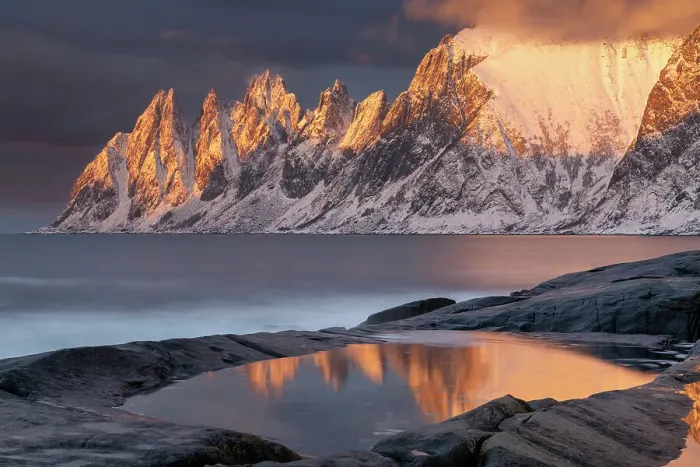 Framed Print : Last Light on Devil's Jaw in Winter, Tungensnet, Senja, Norway Framed Print : Last Light on Devil's Jaw in Winter, Tungensnet, Senja, Norway