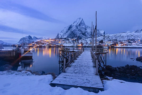 The lighthouse of Reine from the opposite side of the bay