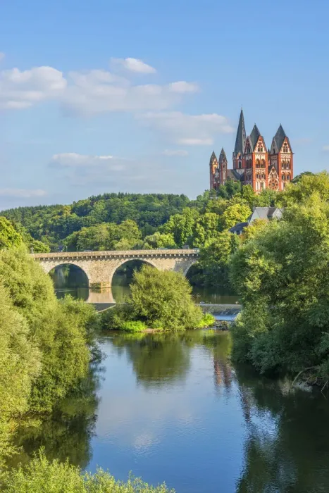 Framed Print : Limburg Dome with river Lahn, Limburg, Lahn valley, Hesse, Germany