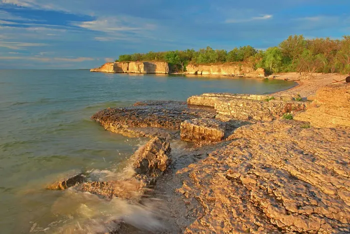 Framed Print : Limestone cliffs along Lake Manitoba at sunset, Steeprock, Manitoba, Canada Framed Print : Limestone cliffs along Lake Manitoba at sunset, Steeprock, Manitoba, Canada