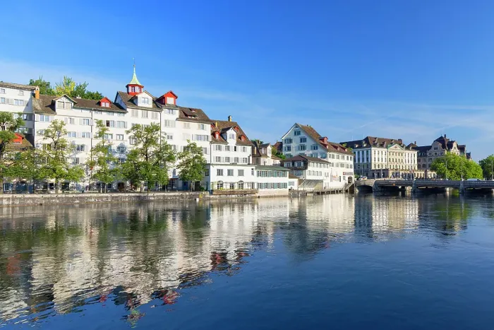 Framed Print : Lindenhof Quarter and Limmat River, Zurich, Switzerland Framed Print : Lindenhof Quarter and Limmat River, Zurich, Switzerland