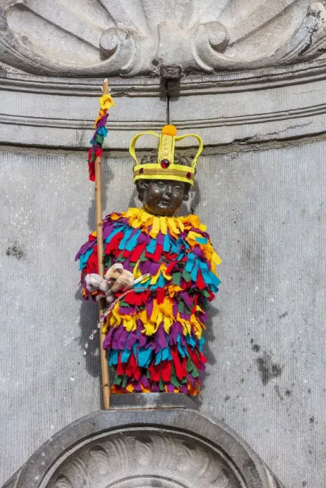 Framed Print : Little statue called Manneken Pis in Bruxelles, Belgium Framed Print : Little statue called Manneken Pis in Bruxelles, Belgium