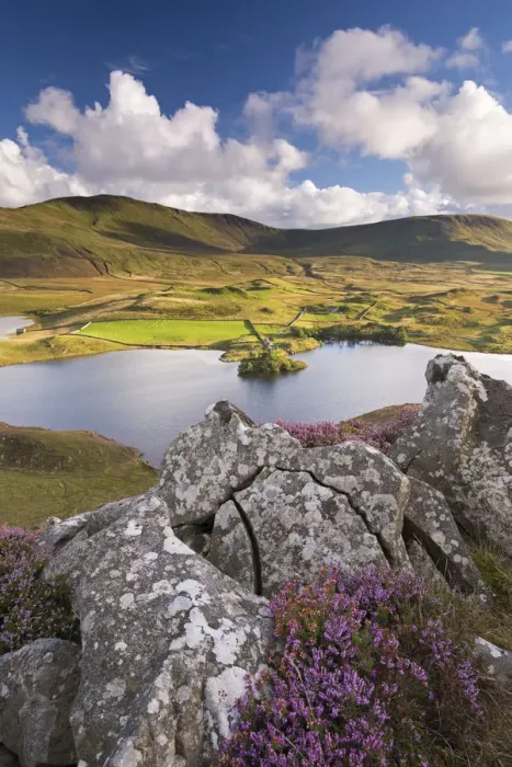 Framed Print : Llynnau Cregennen and Cadair Idris, Snowdonia National Park, Wales. Autumn (September) Framed Print : Llynnau Cregennen and Cadair Idris, Snowdonia National Park, Wales. Autumn (September)
