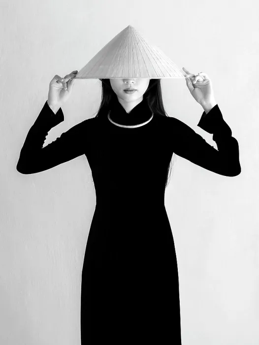 Framed Print : Local woman wearing tradtional Ao Dai dress and conical hat at Minh Mang King Tomb, Hue, Vietnam Framed Print : Local woman wearing tradtional Ao Dai dress and conical hat at Minh Mang King Tomb, Hue, Vietnam