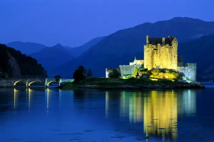 Framed Print : Loch Duich / Eilean Donan Castle / Night View Framed Print : Loch Duich / Eilean Donan Castle / Night View